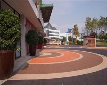 浅谈成都透水世俱杯体育在线注册的优点以及为何能够排水防涝