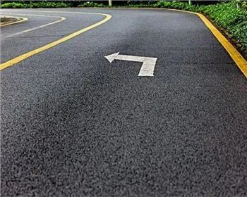 世俱杯体育在线注册养护：到底是在终凝前还是终凝后？